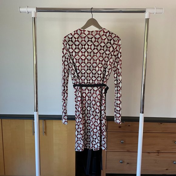 Balenciaga Knee-Length Wrap Print Dress - Picture 2 of 7